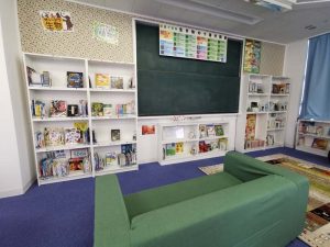 桜丘小学校図書館改装後06