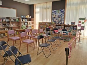 小金井特別支援学校図書館改装後_01